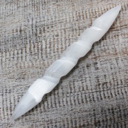 Baguette spirale en sélénite - 16 cm (pointe...