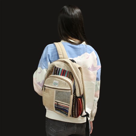 Mochila Pequeña de Cáñamo - Estilo Zigzag con Cremalleras - 30x22x7cm