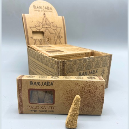 Conos de Incienso Pirámide Palo Santo Banjara - Palo Santo - Hecho a Mano - Orgánico - Hecho en India - BANJARA Smudge