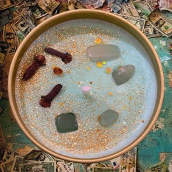Vela de Cera de Soja artesanal | Prosperidad | Prosperity | Con Cristales | Raven's Hearth | Made in California, USA | 8oz