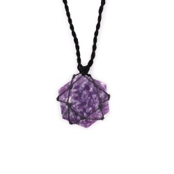 Pendentif hexagonal en pierres précieuses...