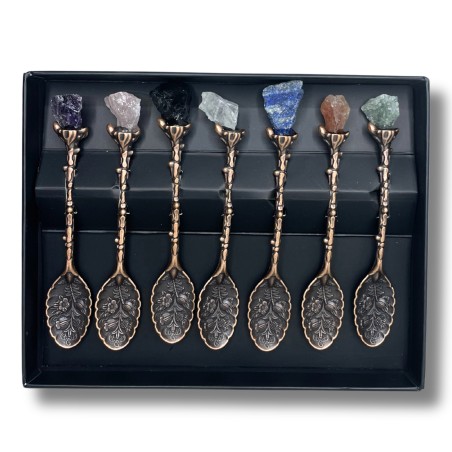 ملاعق ساحرة - طقم من 7 ملاعق برونزية بالأحجار الكريمة