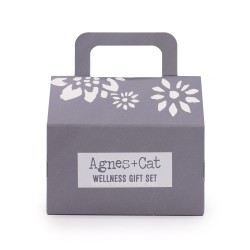 Set de Regalo Bienestar Agnes & Cat Brisa de Lago - Jabón Artesanal, Champú Sólido, Bálsamo Labial y Roll-on Aceite